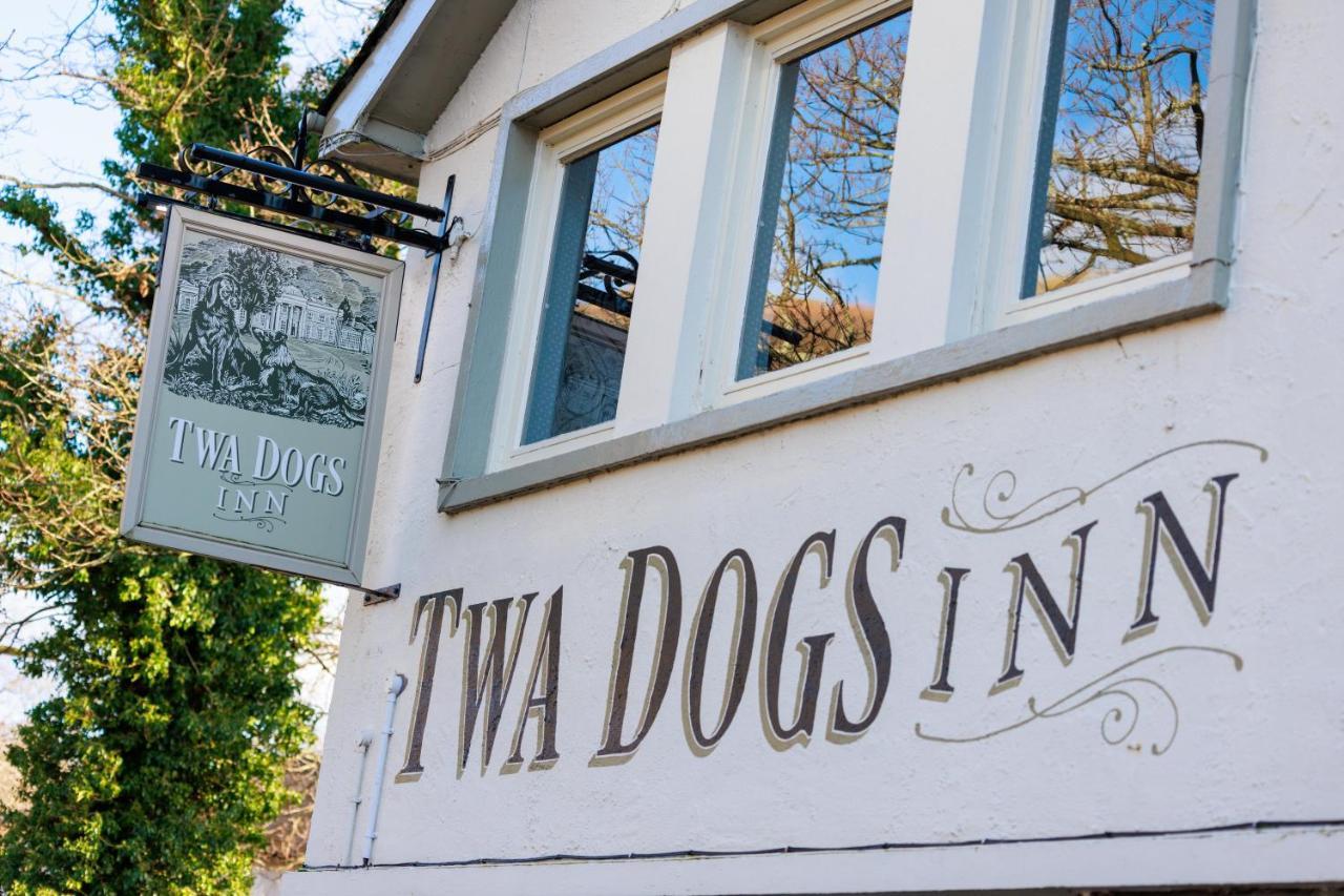 Twa Dogs Inn Keswick  Bagian luar foto